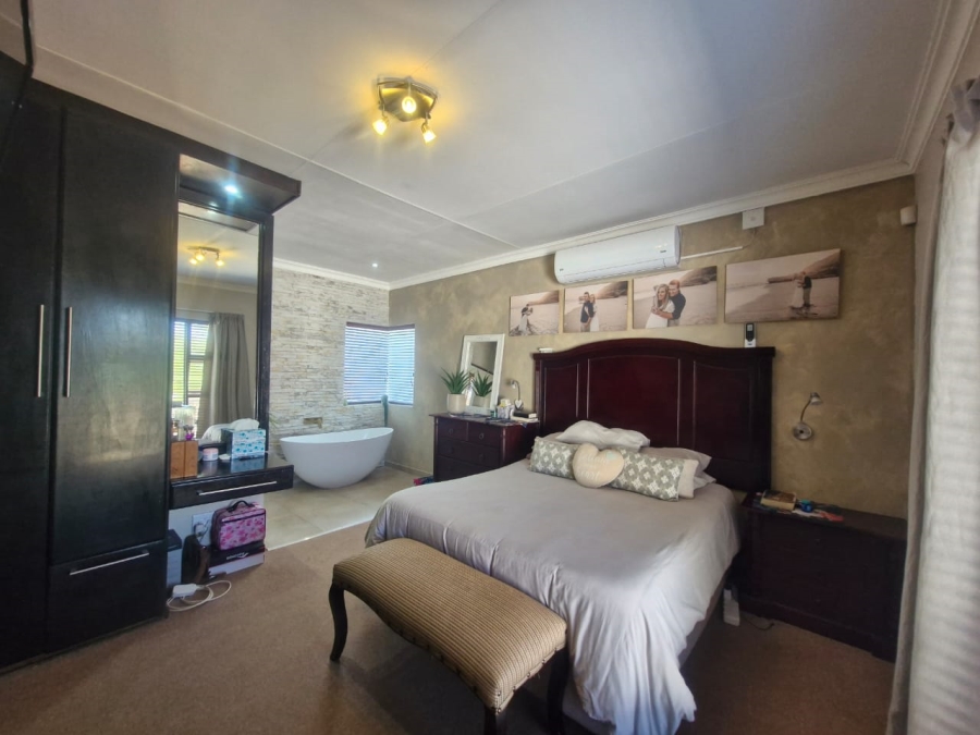 4 Bedroom Property for Sale in Kathu Northern Cape